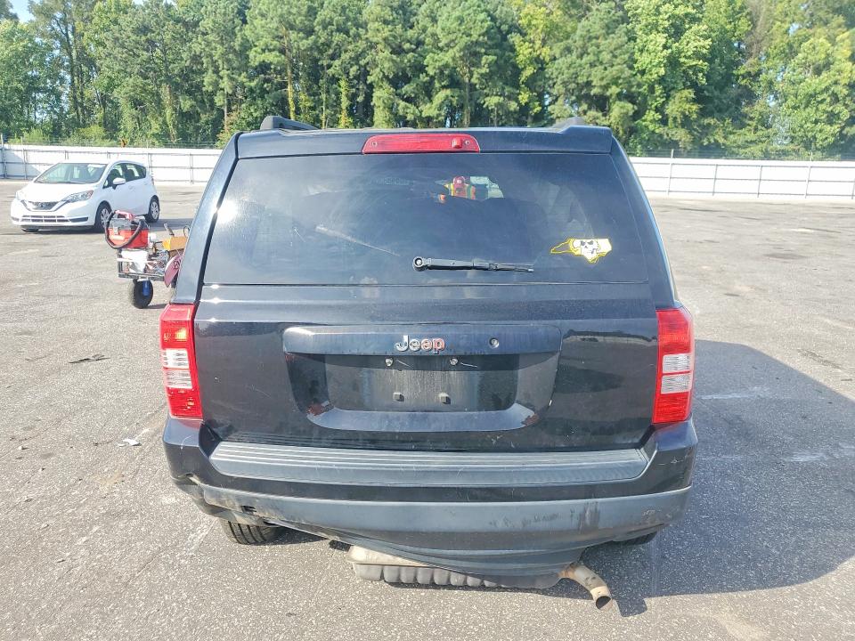 68488306 :رقم المزاد ، 1C4NJPBB9FD342736 vin ، 2015 Jeep Patriot مزاد بيع