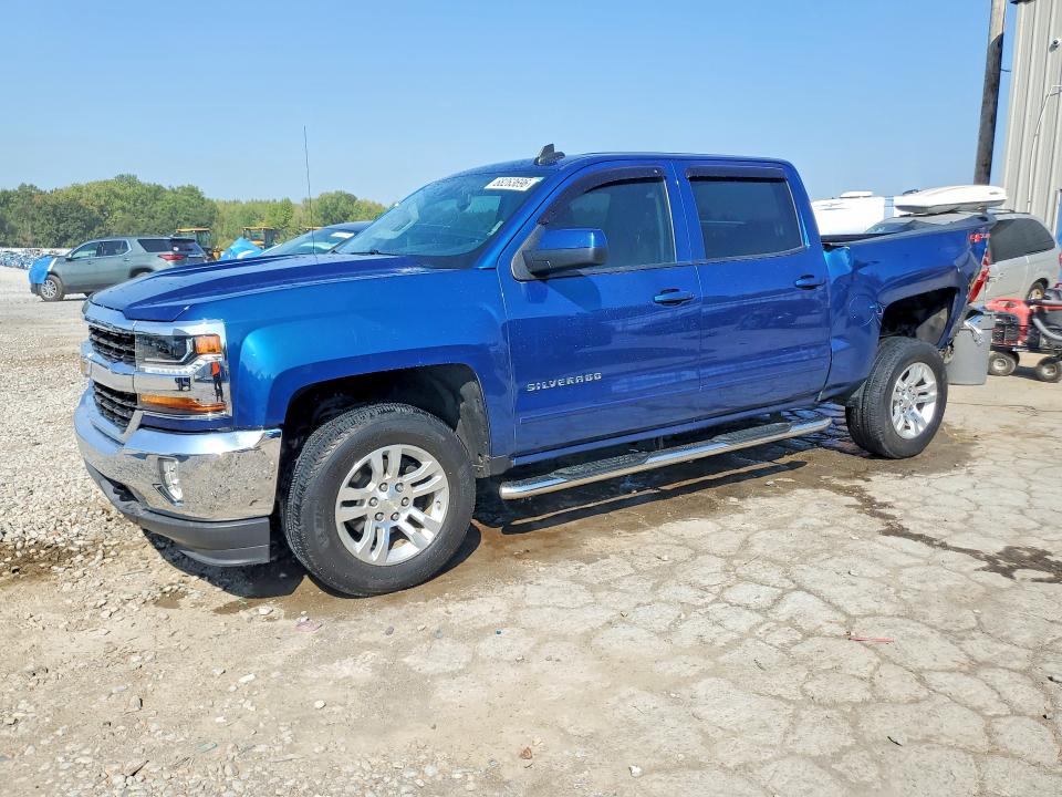 Auction sale of the 2018 Chevrolet Silverado, vin: 3GCUKRECXJG366564, lot number: 68263696
