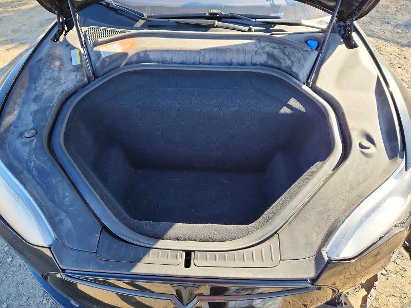 2015 Tesla Model S მანქანა იყიდება აუქციონზე, vin: 5YJSA1E22FF116431, აუქციონის ნომერი: 67470486