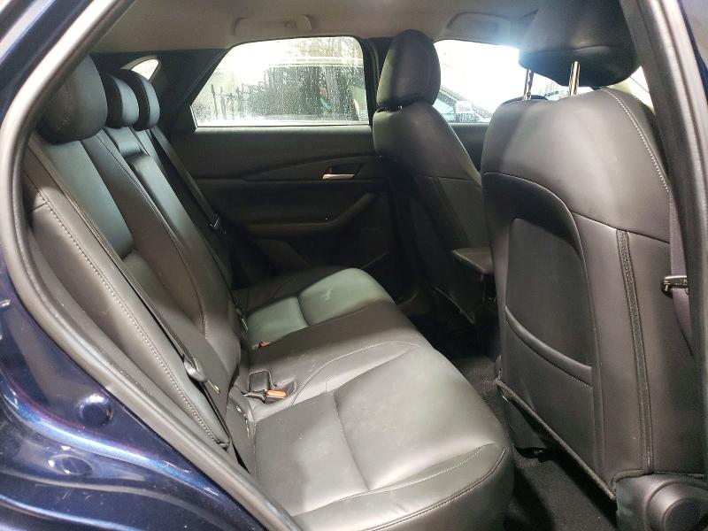 68591336 :رقم المزاد ، 3MVDMBAY0MM308132 vin ، 2021 Mazda Cx-30 مزاد بيع