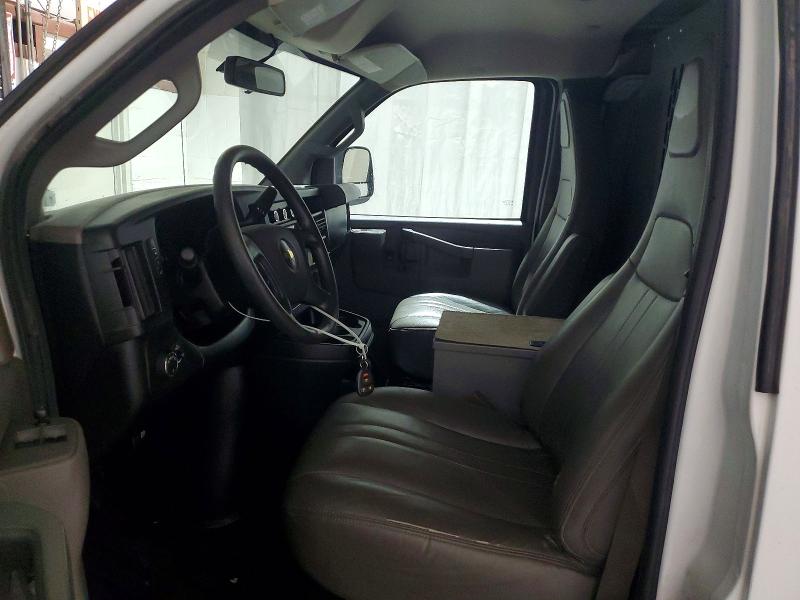 68059506 :رقم المزاد ، 1GCWGAFP5L1148465 vin ، 2020 Chevrolet Express G2500 مزاد بيع