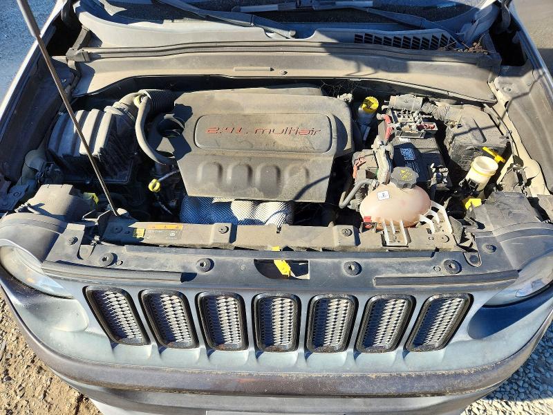 70187866 :رقم المزاد ، ZACCJBBT0GPD54120 vin ، 2016 Jeep Renegade مزاد بيع