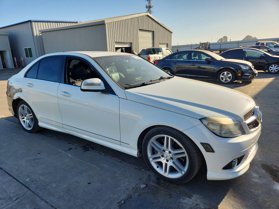 71035526 :رقم المزاد ، WDDGF56X99R050795 vin ، 2009 Mercedes-benz C مزاد بيع