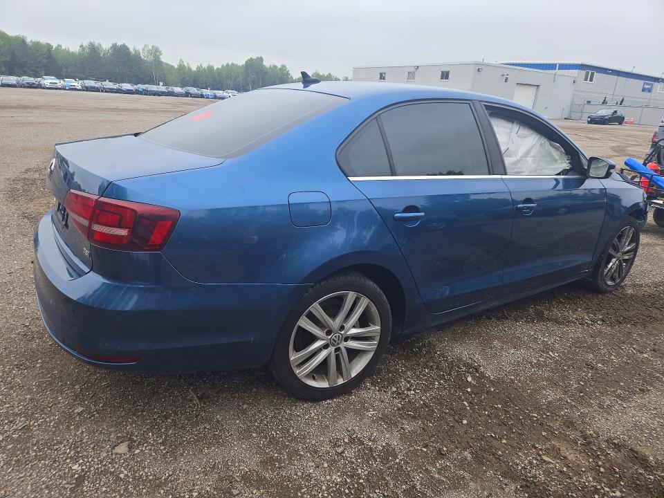 65643256 :رقم المزاد ، 3VWL17AJXHM336061 vin ، 2017 Volkswagen Jetta مزاد بيع