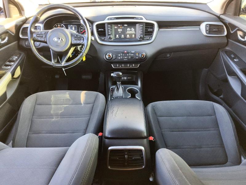 65374956 :رقم المزاد ، 5XYPG4A32HG296784 vin ، 2017 Kia Sorento مزاد بيع