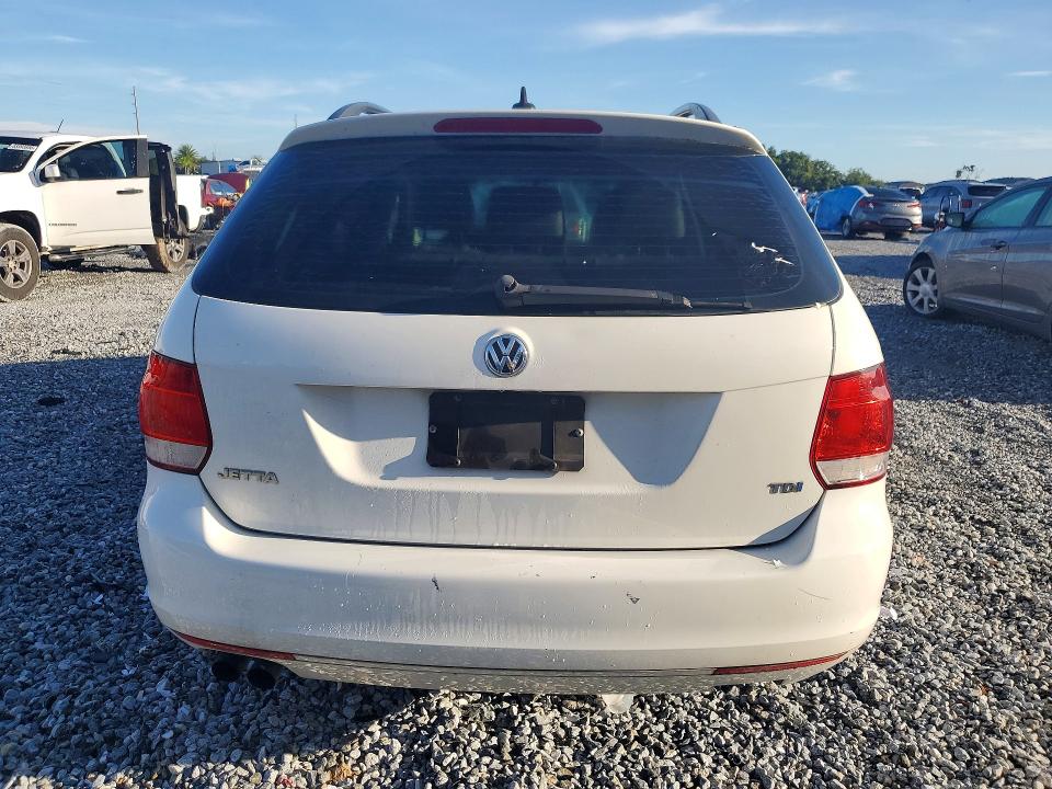 68560766 :رقم المزاد ، 3VWPL7AJ8CM678905 vin ، 2012 Volkswagen Jetta مزاد بيع
