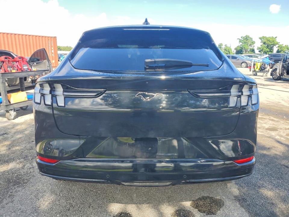 Продаж на аукціоні авто 2022 Ford Mustang Mach-e, vin: 3FMTK3R78NMA01275, номер лоту: 69946866