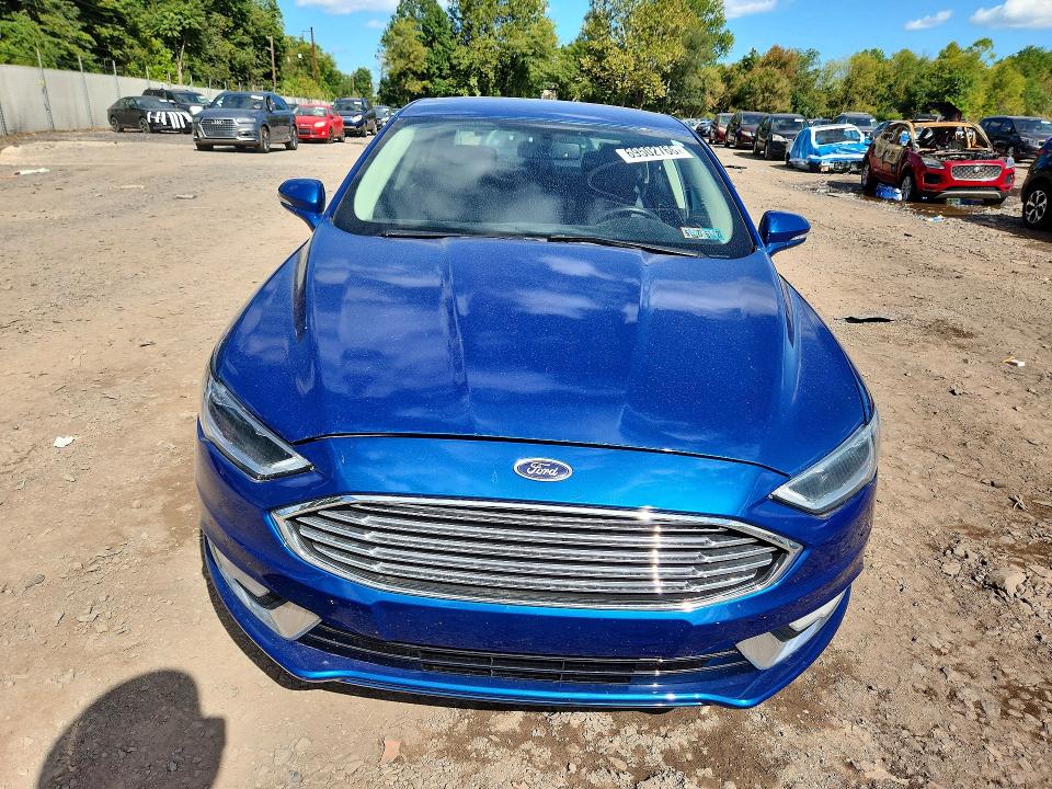 69502766 :رقم المزاد ، 3FA6P0T96HR145643 vin ، 2017 Ford Fusion مزاد بيع