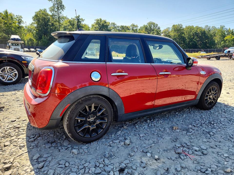 Продаж на аукціоні авто 2016 Mini Cooper, vin: WMWXU3C58G2D29328, номер лоту: 69017246