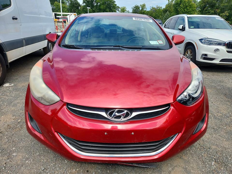 2011 Hyundai Elantra მანქანა იყიდება აუქციონზე, vin: KMHDH4AE3BU150798, აუქციონის ნომერი: 68987636