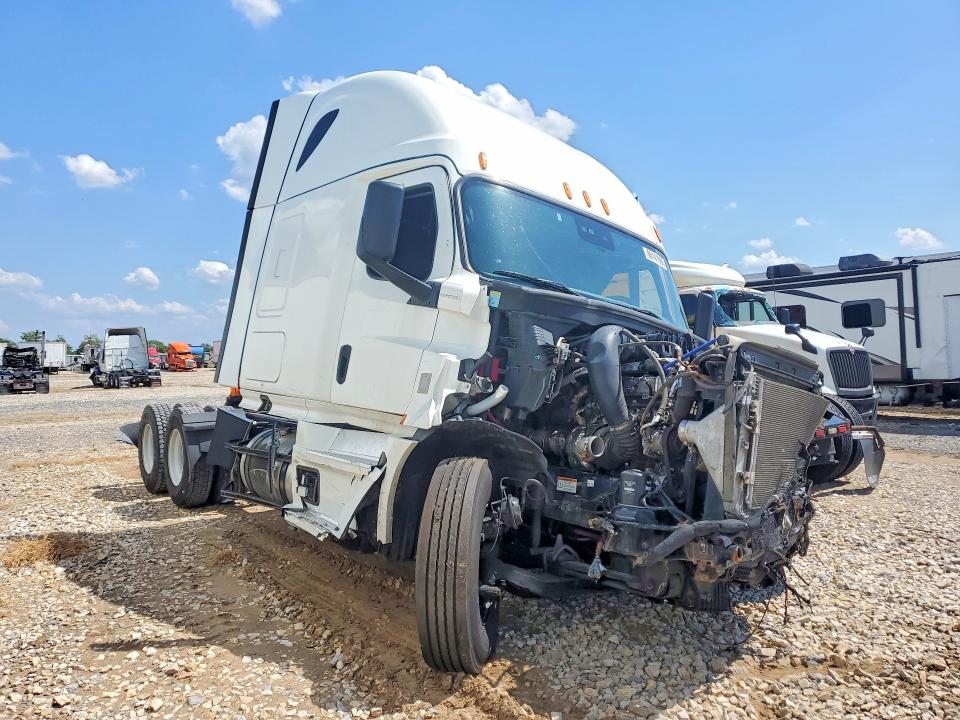 Продажа на аукционе авто 2022 Freightliner Cascadia 126, vin: 3AKJHHDR2NSNK9005, номер лота: 66141986