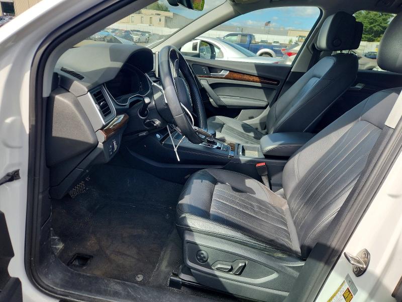 69792576 :رقم المزاد ، WA1BNAFY7J2168232 vin ، 2018 Audi Q5 مزاد بيع