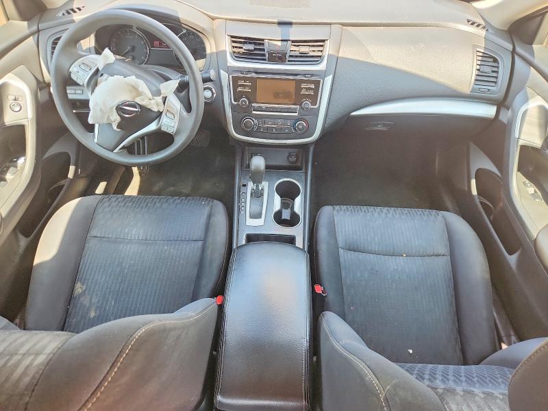 2017 Nissan Altima მანქანა იყიდება აუქციონზე, vin: 1N4AL3AP6HC477606, აუქციონის ნომერი: 67030466