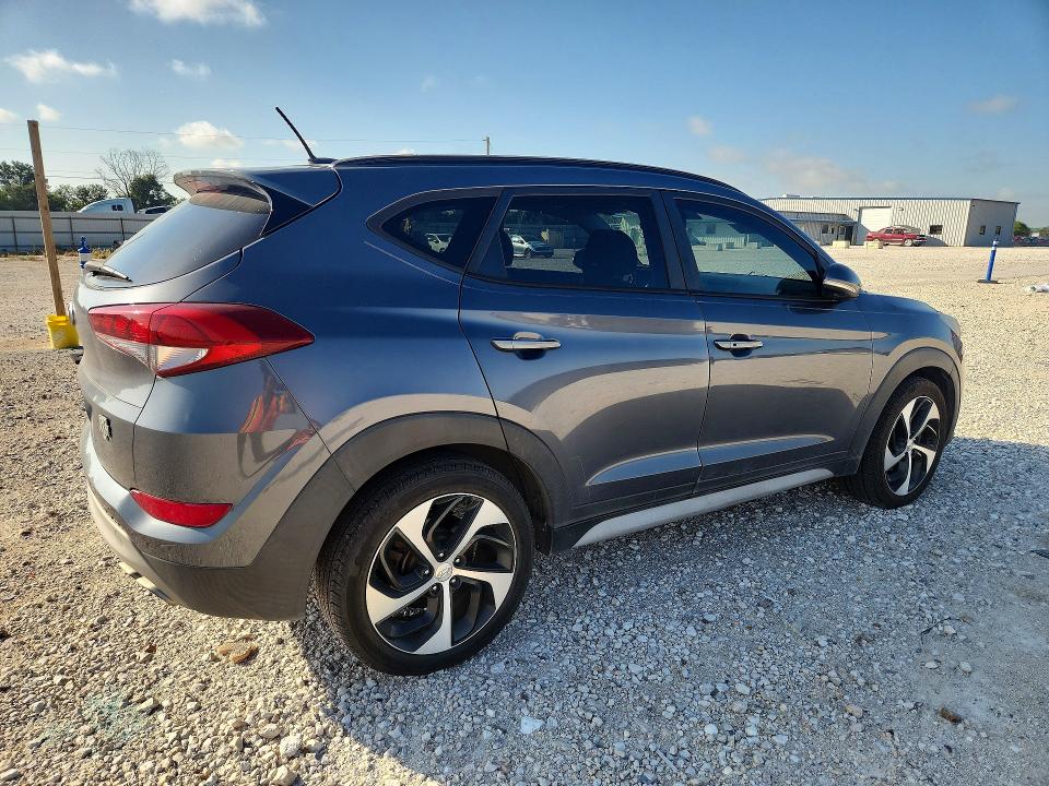 Продаж на аукціоні авто 2017 Hyundai Tucson, vin: KM8J33A28HU563097, номер лоту: 67079126
