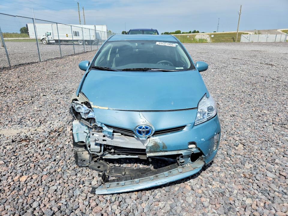 2014 Toyota Prius მანქანა იყიდება აუქციონზე, vin: JTDKN3DU1E1750906, აუქციონის ნომერი: 69501966