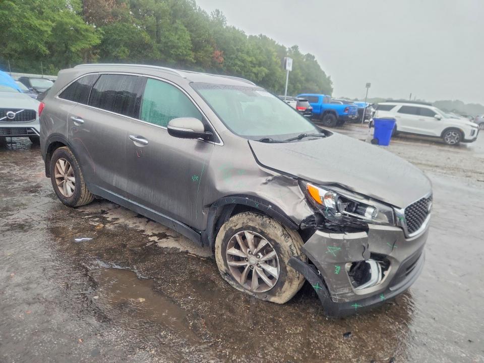 Продажа на аукционе авто 2017 Kia Sorento, vin: 5XYPG4A32HG254650, номер лота: 67975726