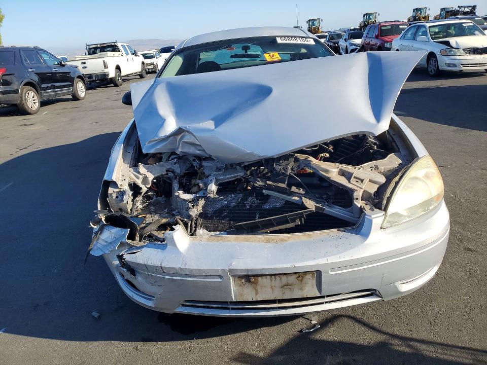 68868106 :رقم المزاد ، 1FAFP53U05A160470 vin ، 2005 Ford Taurus مزاد بيع