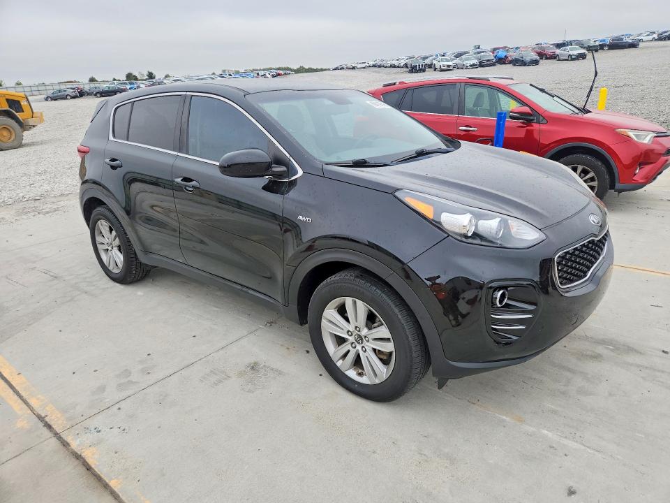 69419316 :رقم المزاد ، KNDPMCAC7H7032833 vin ، 2017 Kia Sportage مزاد بيع