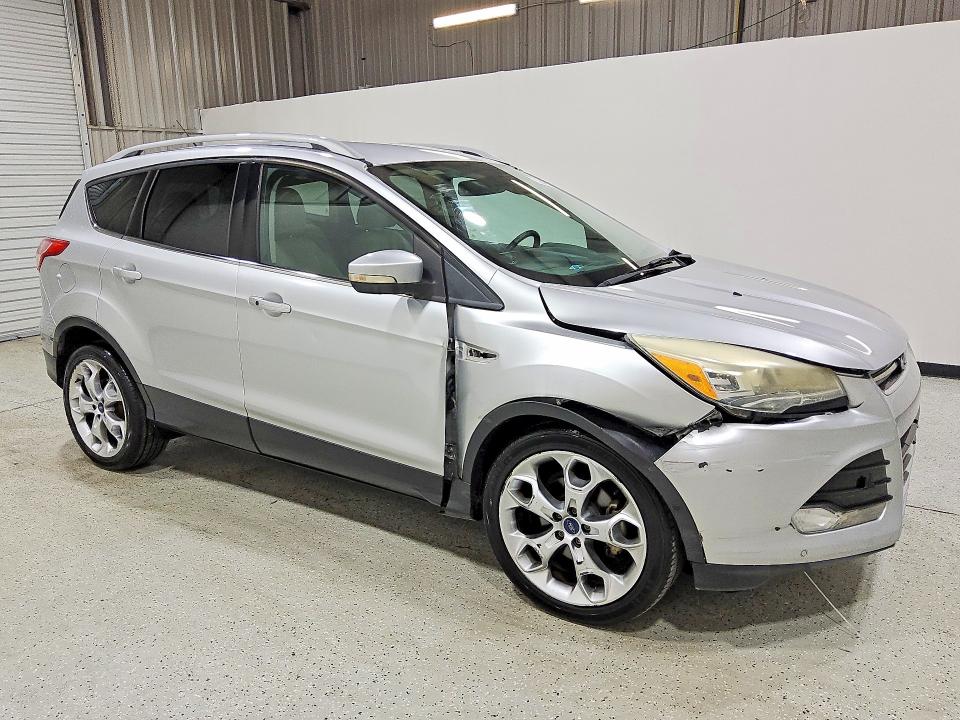 68246186 :رقم المزاد ، 1FMCU0JX6FUB36613 vin ، 2015 Ford Escape مزاد بيع