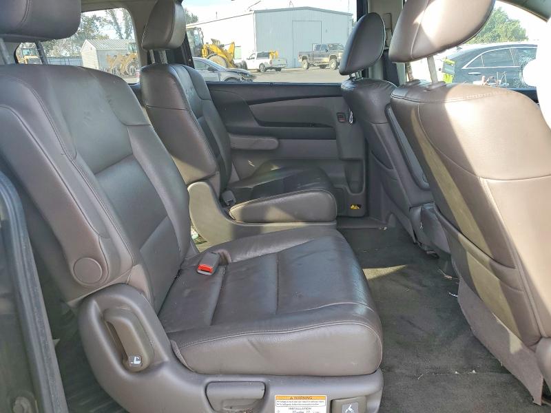 68251326 :رقم المزاد ، 5FNRL5H91FB031377 vin ، 2015 Honda Odyssey مزاد بيع