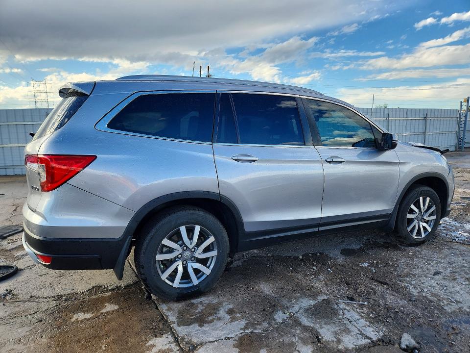 Продажа на аукционе авто 2021 Honda Pilot, vin: 5FNYF6H5XMB102885, номер лота: 68077346