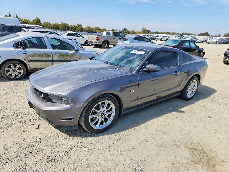 2010 Ford Mustang მანქანა იყიდება აუქციონზე, vin: 1ZVBP8CH0A5111542, აუქციონის ნომერი: 69823936