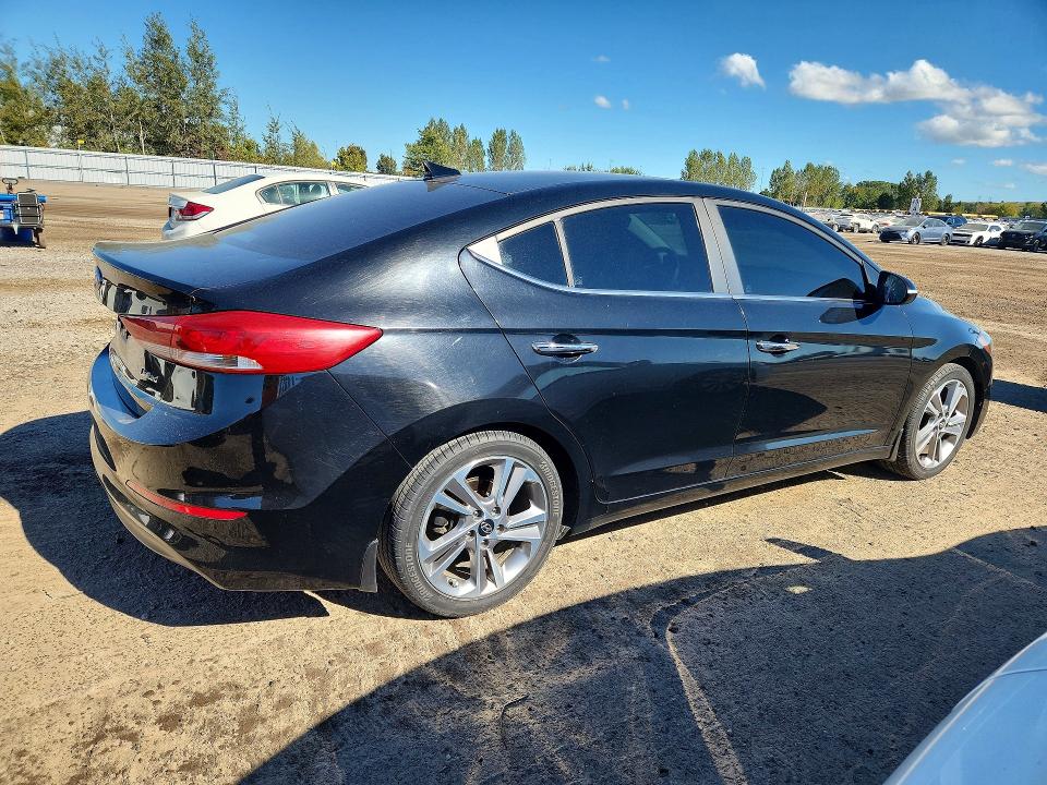 2017 Hyundai Elantra მანქანა იყიდება აუქციონზე, vin: KMHD84LF5HU313997, აუქციონის ნომერი: 70035676