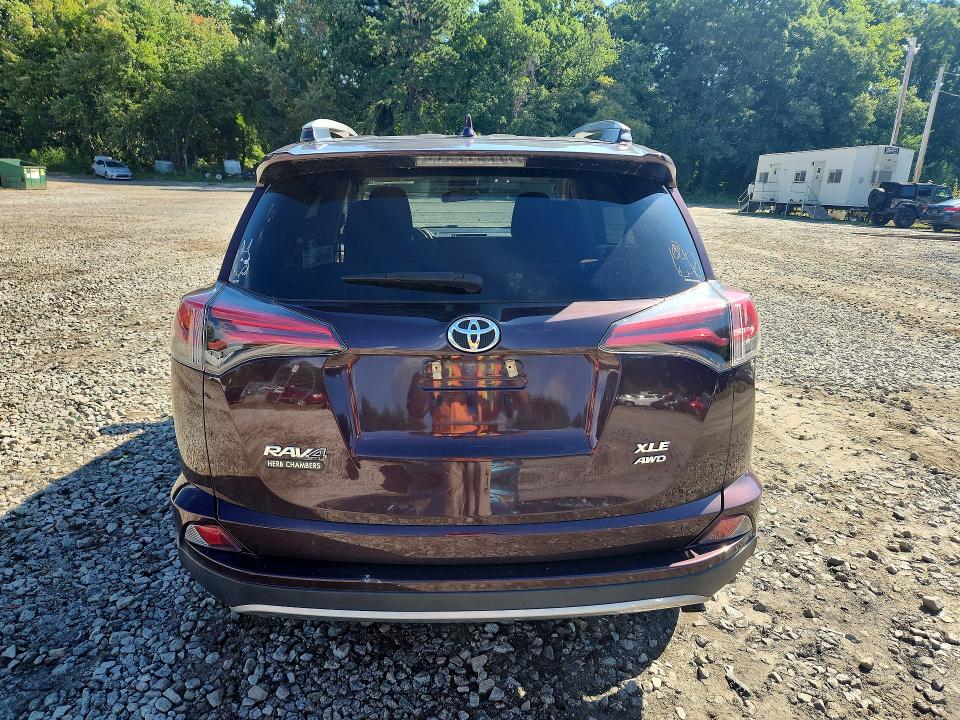 2018 Toyota Rav4 მანქანა იყიდება აუქციონზე, vin: 2T3RFREV5JW766351, აუქციონის ნომერი: 68609586