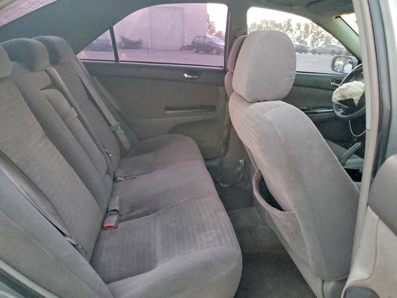 69342666 :رقم المزاد ، 4T1BE32K75U621452 vin ، 2005 Toyota Camry مزاد بيع