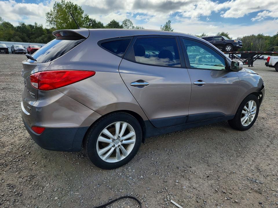 2012 Hyundai Tucson მანქანა იყიდება აუქციონზე, vin: KM8JUCAC2CU371186, აუქციონის ნომერი: 70286596