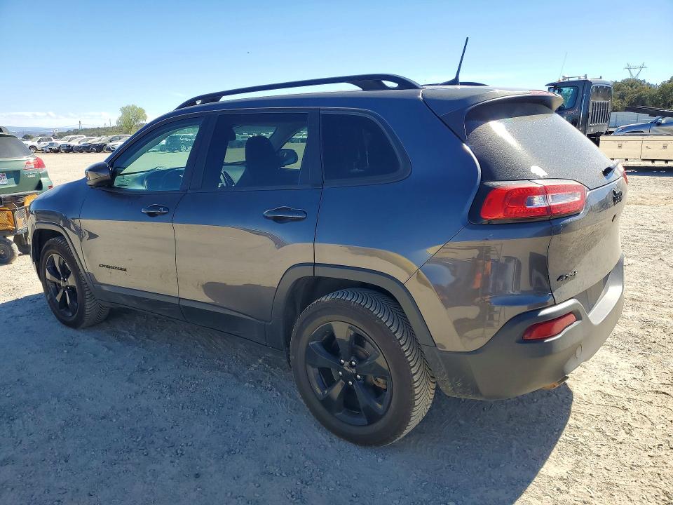 Продажа на аукционе авто 2018 Jeep Cherokee, vin: 1C4PJMCB4JD586387, номер лота: 69828356