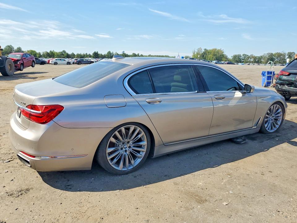 Продажа на аукционе авто 2016 Bmw 750, vin: WBA7F2C53GG418258, номер лота: 68136186