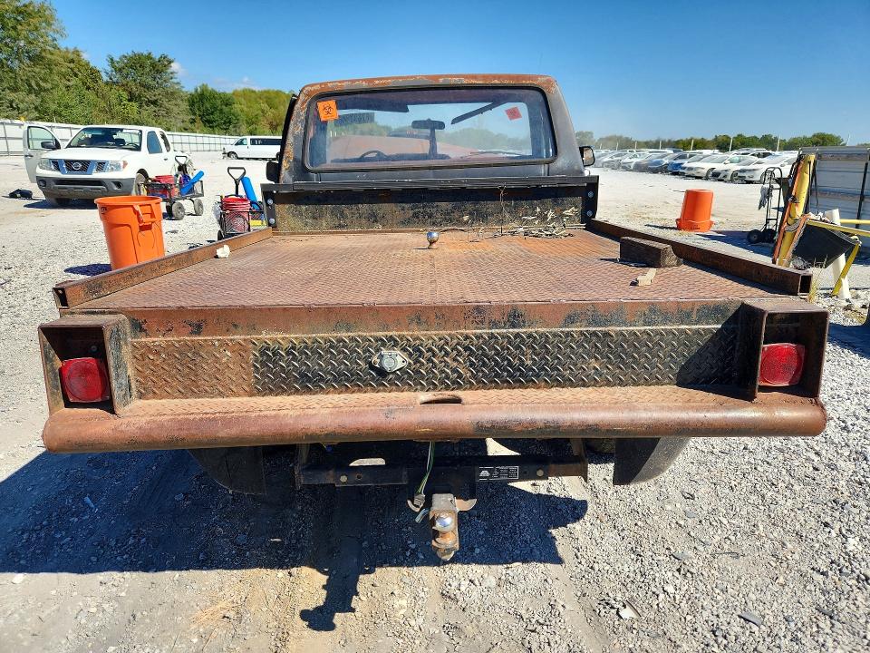 67893986 :رقم المزاد ، 1FTEF14Y1GLA83800 vin ، 1986 Ford F150 مزاد بيع