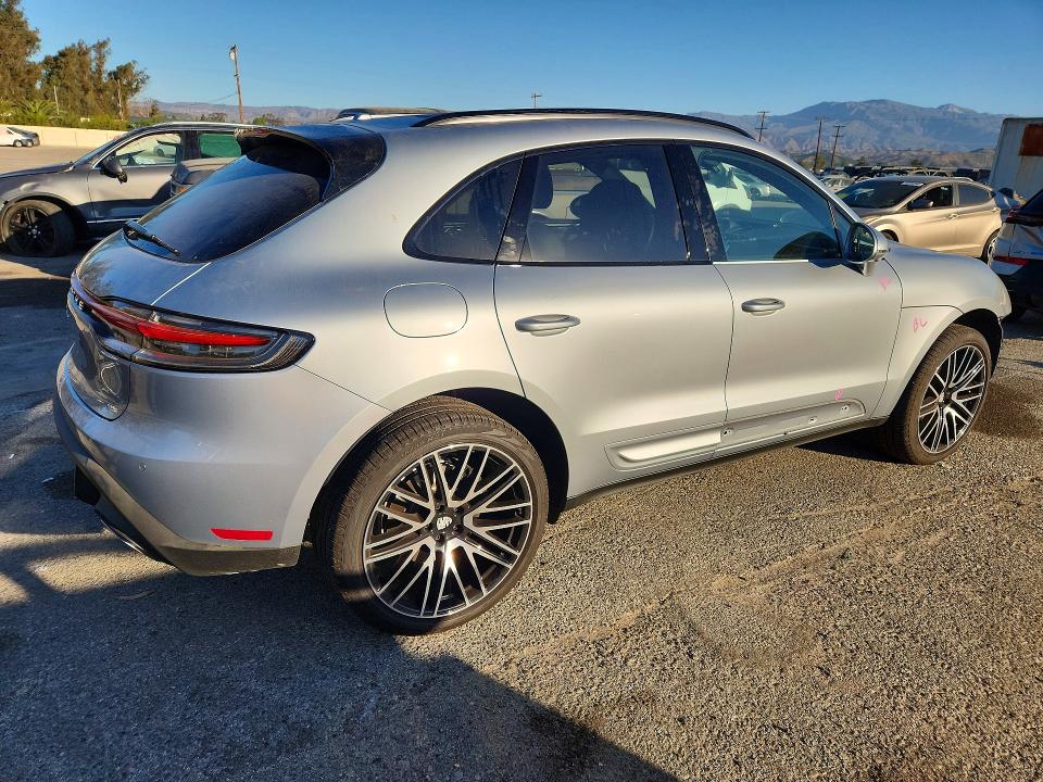 2026 Porsche Macan მანქანა იყიდება აუქციონზე, vin: WP1AA2A58TLB11677, აუქციონის ნომერი: 69396146