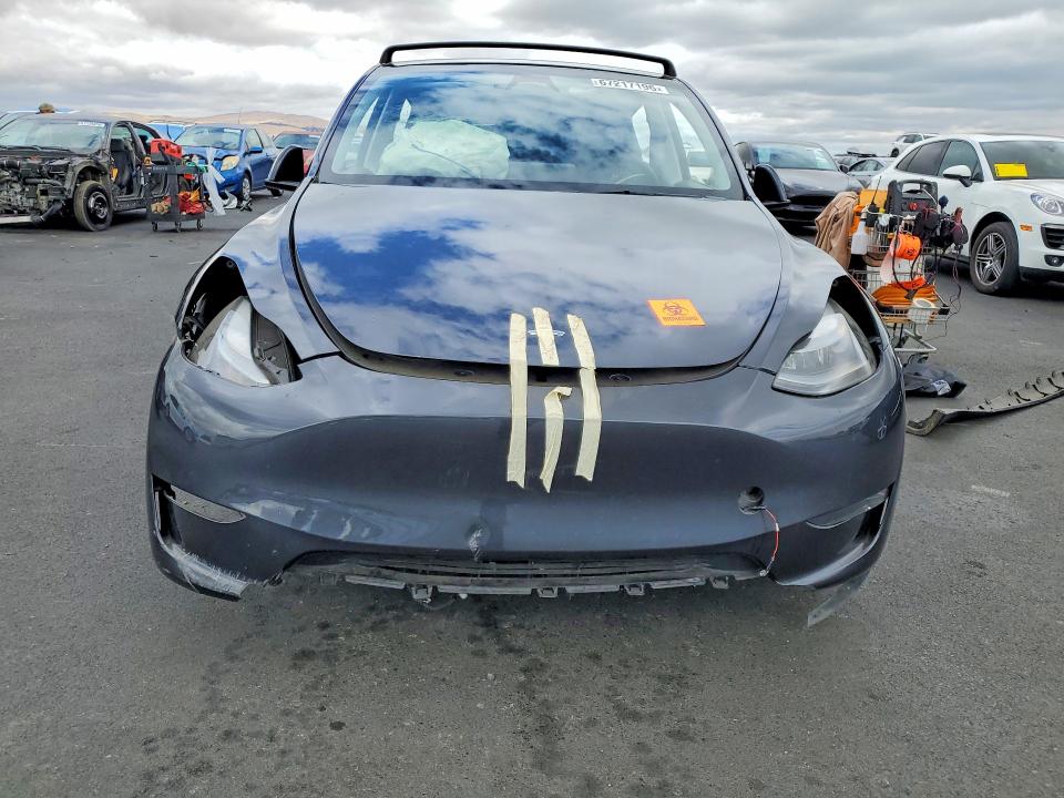 Продаж на аукціоні авто 2024 Tesla Model Y, vin: 7SAYGDEE1RA220157, номер лоту: 67217196