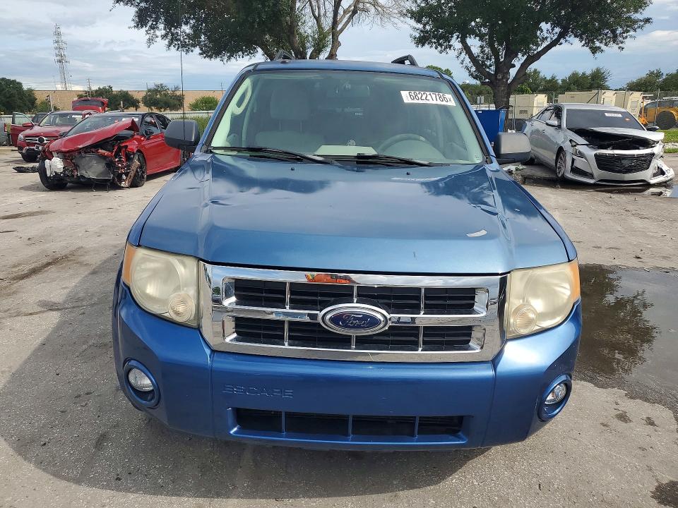 2010 Ford Escape მანქანა იყიდება აუქციონზე, vin: 1FMCU0DG9AKB89905, აუქციონის ნომერი: 68221786