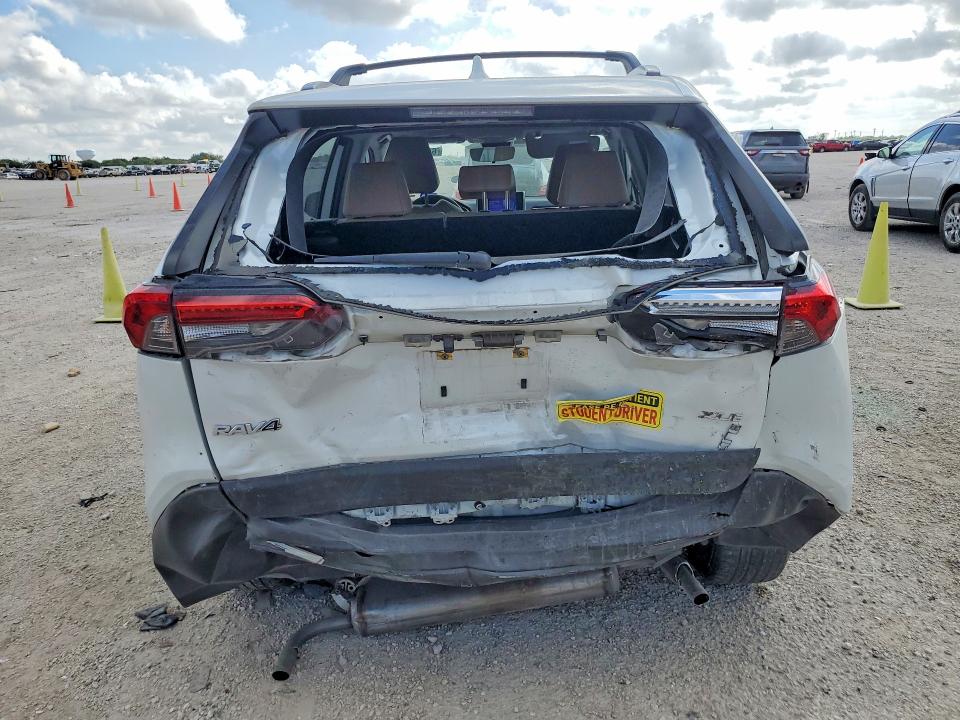68687086 :رقم المزاد ، JTMC1RFV2PD101710 vin ، 2023 Toyota Rav4 مزاد بيع