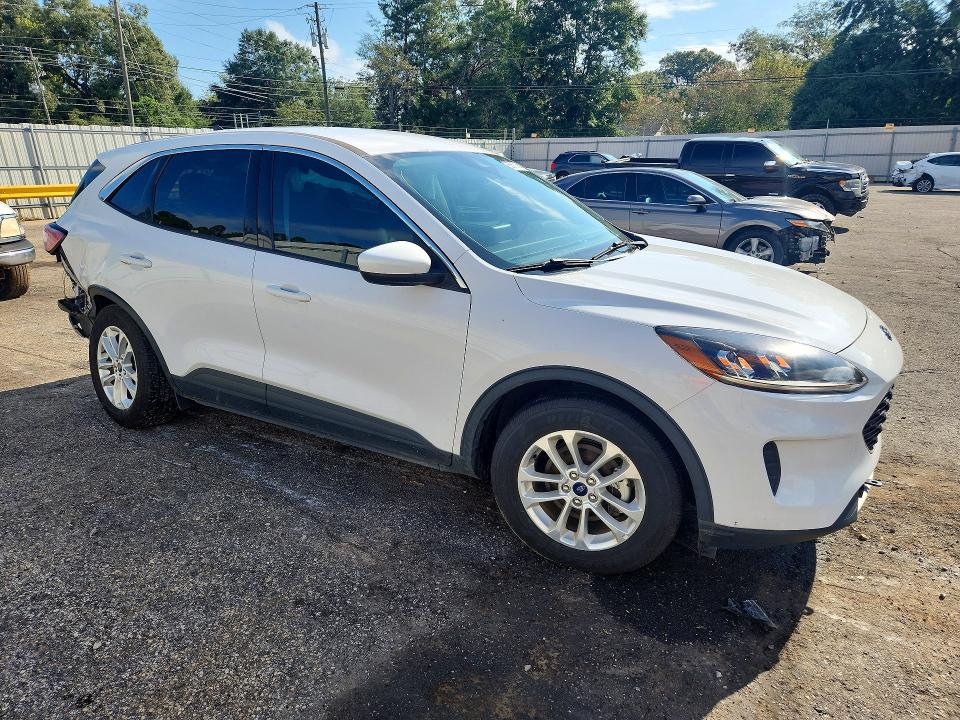68813156 :رقم المزاد ، 1FMCU0BZ4MUA36216 vin ، 2021 Ford Escape مزاد بيع