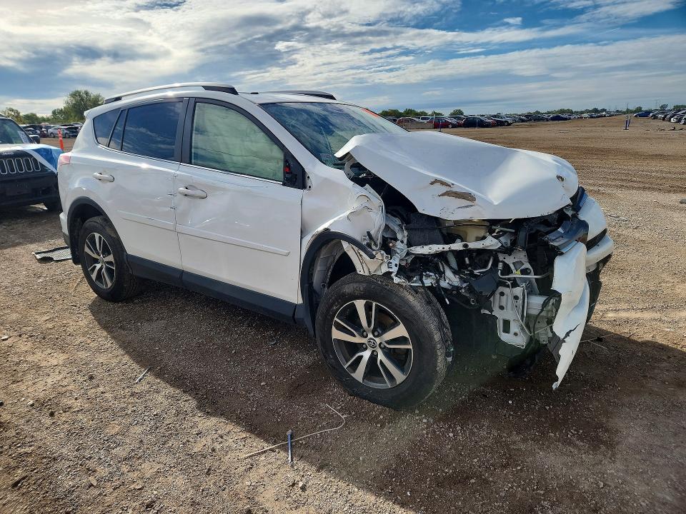 Продаж на аукціоні авто 2018 Toyota Rav4, vin: JTMRFREV9JJ198801, номер лоту: 69171796