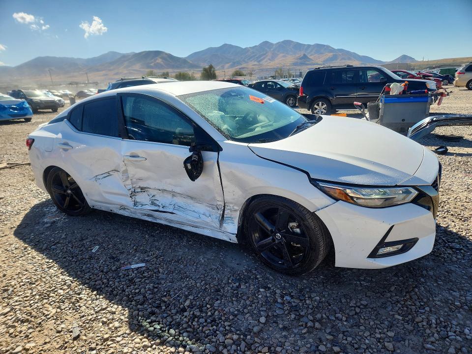69828466 :رقم المزاد ، 3N1AB8DV2NY257437 vin ، 2022 Nissan Sentra مزاد بيع