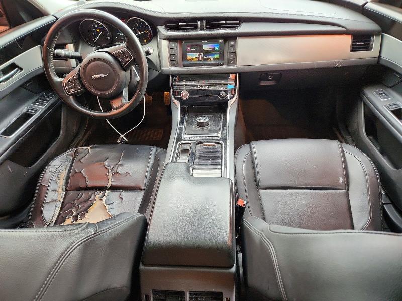 2018 Jaguar Xf მანქანა იყიდება აუქციონზე, vin: SAJBR4FX4JCY70152, აუქციონის ნომერი: 68182036