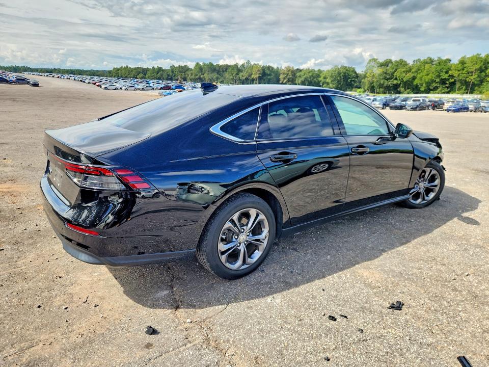 Auction sale of the 2023 Honda Accord, vin: 1HGCY1F37PA033922, lot number: 68247746