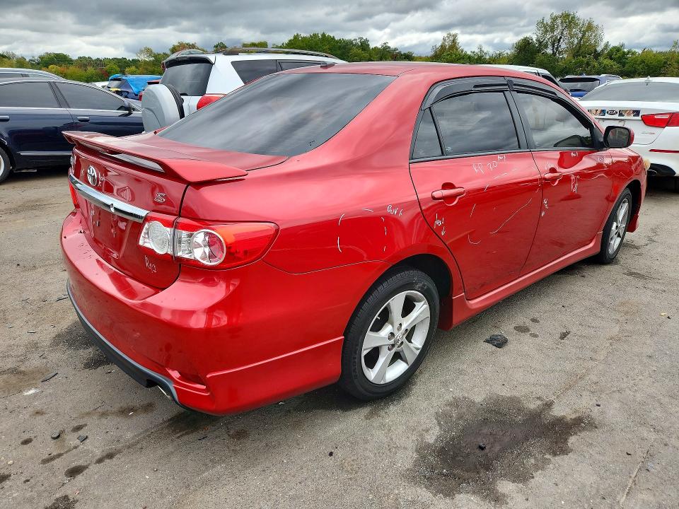 70844246 :رقم المزاد ، 2T1BU4EE4BC644327 vin ، 2011 Toyota Corolla مزاد بيع