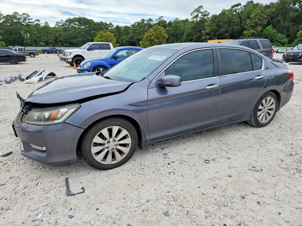 Auction sale of the 2013 Honda Accord, vin: 1HGCR2F8XDA044102, lot number: 67479756