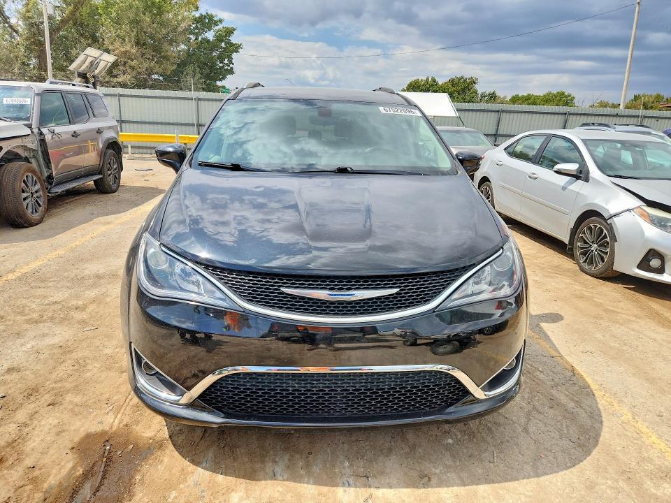 Продажа на аукционе авто 2018 Chrysler Pacifica, vin: 2C4RC1BG8JR142005, номер лота: 67522096