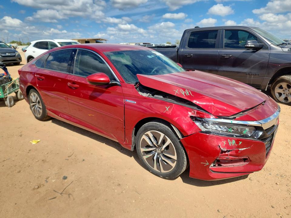 Продажа на аукционе авто 2018 Honda Accord, vin: 1HGCV3F10JA007060, номер лота: 69433606