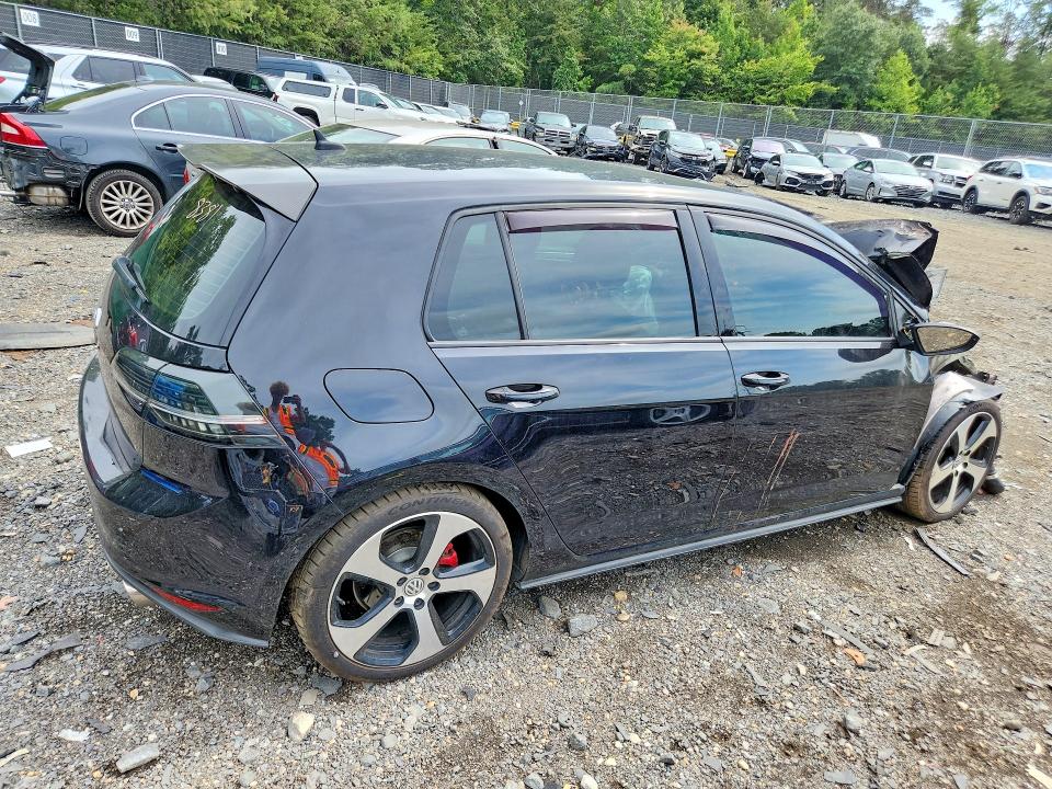 2015 Volkswagen Gti მანქანა იყიდება აუქციონზე, vin: 3VW4T7AU7FM097980, აუქციონის ნომერი: 67415106