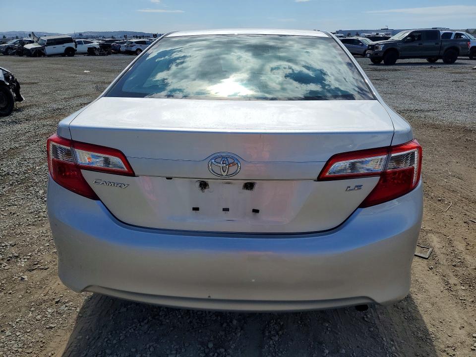 68449976 :رقم المزاد ، 4T4BF1FK6ER399696 vin ، 2014 Toyota Camry مزاد بيع
