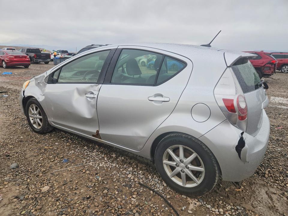 Продажа на аукционе авто 2012 Toyota Prius C, vin: JTDKDTB31C1024277, номер лота: 69969846