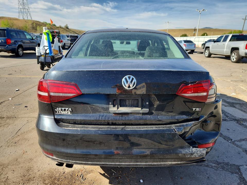 67706206 :رقم المزاد ، 3VW167AJ8HM367138 vin ، 2017 Volkswagen Jetta مزاد بيع